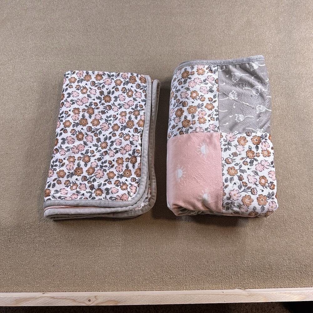 Modern Moments Set Of 2 Baby Blankets Pink And Grey.